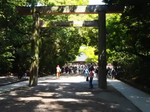 熱田神宮の鳥居