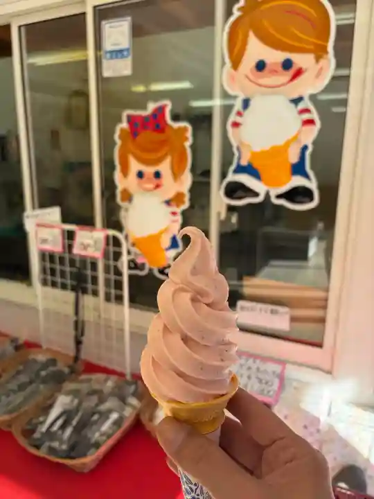 川津来宮神社の{uncategorized: "未分類", other: "その他", undefined: "問題あり", building: "その他建物", grave: "お墓", sacred_gate: "鳥居", guardian: "狛犬", statue: "像", buddha: "仏像", history: "歴史", nature: "自然", garden: "庭園", animal: "動物", pagoda: "塔", temizu: "手水舎", mountain_gate: "山門・神門", sanctuary: "本殿・本堂", subordinate: "末社・摂社", art: "芸術", scenery: "景色", jizo: "地蔵", ema: "絵馬", goshuin: "御朱印", omikuji: "おみくじ", items: "授与品その他", amulet: "お守り", goshuincho: "御朱印帳", eats: "食事", festival: "お祭り", votive_dance: "神楽", shichigosan: "七五三参", wedding: "結婚式", experience: "体験その他", initially: "初詣", around: "周辺", anti_infection: "感染症対策"}