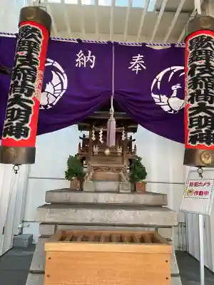 歌舞伎稲荷神社の{uncategorized: "未分類", other: "その他", undefined: "問題あり", building: "その他建物", grave: "お墓", sacred_gate: "鳥居", guardian: "狛犬", statue: "像", buddha: "仏像", history: "歴史", nature: "自然", garden: "庭園", animal: "動物", pagoda: "塔", temizu: "手水舎", mountain_gate: "山門・神門", sanctuary: "本殿・本堂", subordinate: "末社・摂社", art: "芸術", scenery: "景色", jizo: "地蔵", ema: "絵馬", goshuin: "御朱印", omikuji: "おみくじ", items: "授与品その他", amulet: "お守り", goshuincho: "御朱印帳", eats: "食事", festival: "お祭り", votive_dance: "神楽", shichigosan: "七五三参", wedding: "結婚式", experience: "体験その他", initially: "初詣", around: "周辺", anti_infection: "感染症対策"}