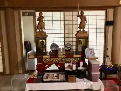 高野山寺の本殿・本堂
