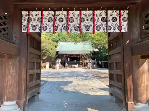 宇都宮二荒山神社の山門