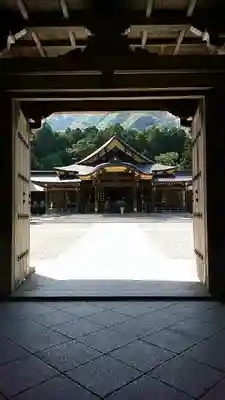 彌彦神社の本殿・本堂