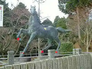 能勢妙見山（真如寺境外仏堂）の狛犬