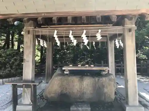 白石神社の手水