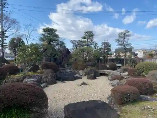 長福寺の庭園