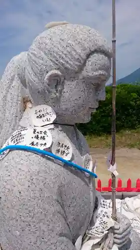 龍宮神社の像