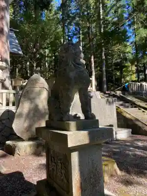 恵那神社の狛犬
