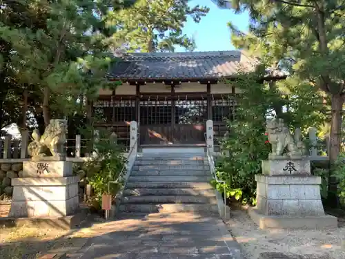 長島八幡神社の本殿・本堂