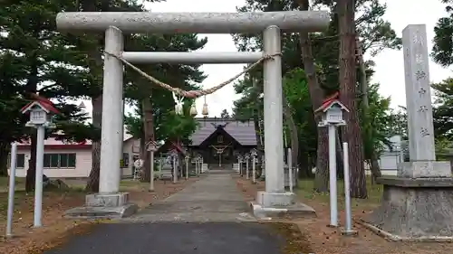 納内神社の鳥居