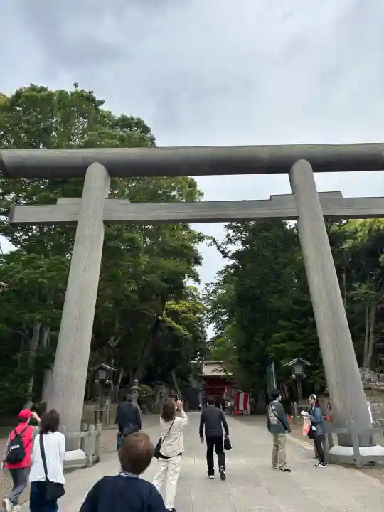 鹿島神宮の{uncategorized: "未分類", other: "その他", undefined: "問題あり", building: "その他建物", grave: "お墓", sacred_gate: "鳥居", guardian: "狛犬", statue: "像", buddha: "仏像", history: "歴史", nature: "自然", garden: "庭園", animal: "動物", pagoda: "塔", temizu: "手水舎", mountain_gate: "山門・神門", sanctuary: "本殿・本堂", subordinate: "末社・摂社", art: "芸術", scenery: "景色", jizo: "地蔵", ema: "絵馬", goshuin: "御朱印", omikuji: "おみくじ", items: "授与品その他", amulet: "お守り", goshuincho: "御朱印帳", eats: "食事", festival: "お祭り", votive_dance: "神楽", shichigosan: "七五三参", wedding: "結婚式", experience: "体験その他", initially: "初詣", around: "周辺", anti_infection: "感染症対策"}