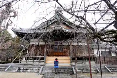 行福寺の本殿・本堂