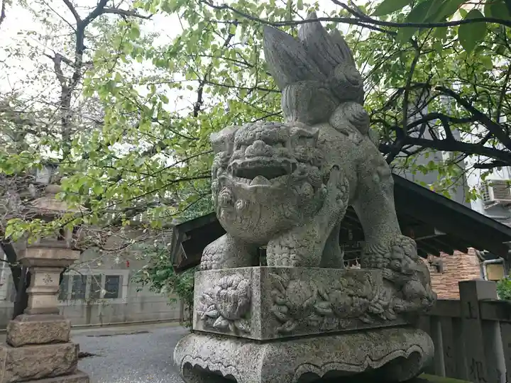 元三島神社の狛犬