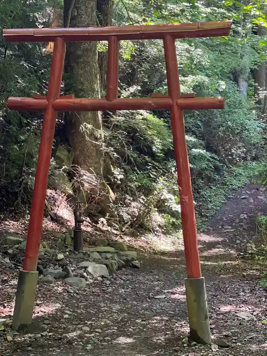 母の白滝神社(山梨県)