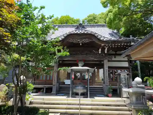 真福寺の本殿・本堂