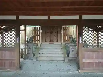 満賀里神社の本殿・本堂