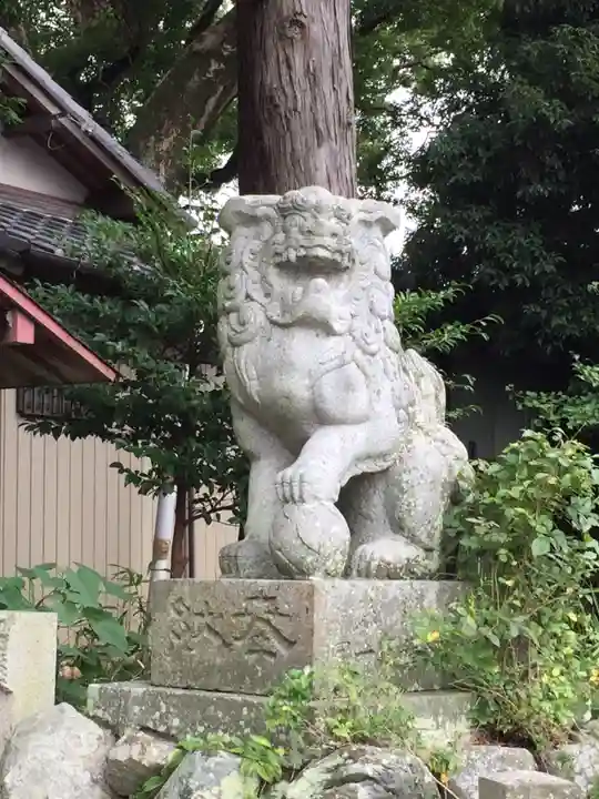 神戸神社の狛犬