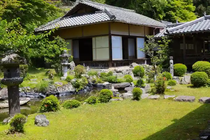 西教寺(滋賀県)