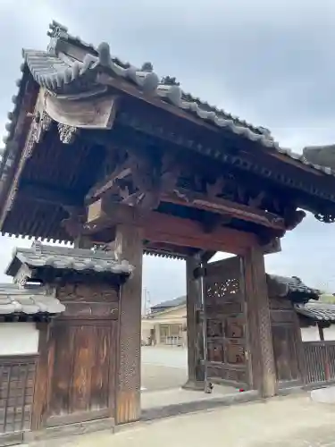 養報寺の{uncategorized: "未分類", other: "その他", undefined: "問題あり", building: "その他建物", grave: "お墓", sacred_gate: "鳥居", guardian: "狛犬", statue: "像", buddha: "仏像", history: "歴史", nature: "自然", garden: "庭園", animal: "動物", pagoda: "塔", temizu: "手水舎", mountain_gate: "山門・神門", sanctuary: "本殿・本堂", subordinate: "末社・摂社", art: "芸術", scenery: "景色", jizo: "地蔵", ema: "絵馬", goshuin: "御朱印", omikuji: "おみくじ", items: "授与品その他", amulet: "お守り", goshuincho: "御朱印帳", eats: "食事", festival: "お祭り", votive_dance: "神楽", shichigosan: "七五三参", wedding: "結婚式", experience: "体験その他", initially: "初詣", around: "周辺", anti_infection: "感染症対策"}