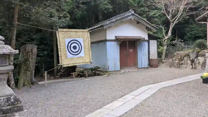天之御中主尊神社の{uncategorized: "未分類", other: "その他", undefined: "問題あり", building: "その他建物", grave: "お墓", sacred_gate: "鳥居", guardian: "狛犬", statue: "像", buddha: "仏像", history: "歴史", nature: "自然", garden: "庭園", animal: "動物", pagoda: "塔", temizu: "手水舎", mountain_gate: "山門・神門", sanctuary: "本殿・本堂", subordinate: "末社・摂社", art: "芸術", scenery: "景色", jizo: "地蔵", ema: "絵馬", goshuin: "御朱印", omikuji: "おみくじ", items: "授与品その他", amulet: "お守り", goshuincho: "御朱印帳", eats: "食事", festival: "お祭り", votive_dance: "神楽", shichigosan: "七五三参", wedding: "結婚式", experience: "体験その他", initially: "初詣", around: "周辺", anti_infection: "感染症対策"}