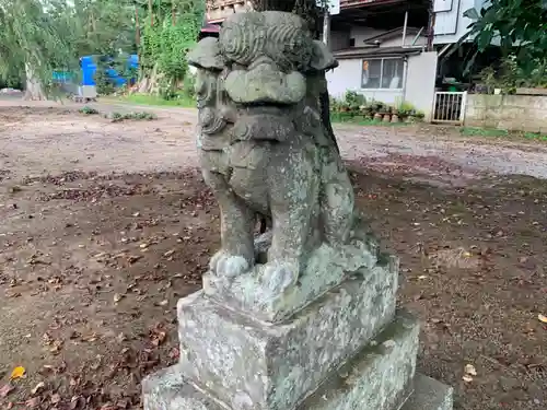 稲荷神社の狛犬