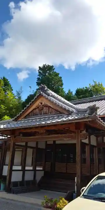 萬年寺の本殿・本堂