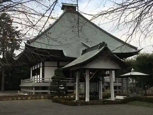 星谷寺の本殿・本堂