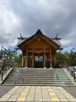 錦岡樽前山神社の{uncategorized: "未分類", other: "その他", undefined: "問題あり", building: "その他建物", grave: "お墓", sacred_gate: "鳥居", guardian: "狛犬", statue: "像", buddha: "仏像", history: "歴史", nature: "自然", garden: "庭園", animal: "動物", pagoda: "塔", temizu: "手水舎", mountain_gate: "山門・神門", sanctuary: "本殿・本堂", subordinate: "末社・摂社", art: "芸術", scenery: "景色", jizo: "地蔵", ema: "絵馬", goshuin: "御朱印", omikuji: "おみくじ", items: "授与品その他", amulet: "お守り", goshuincho: "御朱印帳", eats: "食事", festival: "お祭り", votive_dance: "神楽", shichigosan: "七五三参", wedding: "結婚式", experience: "体験その他", initially: "初詣", around: "周辺", anti_infection: "感染症対策"}