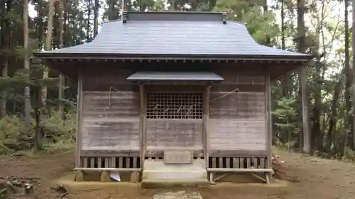 諏訪神社の本殿