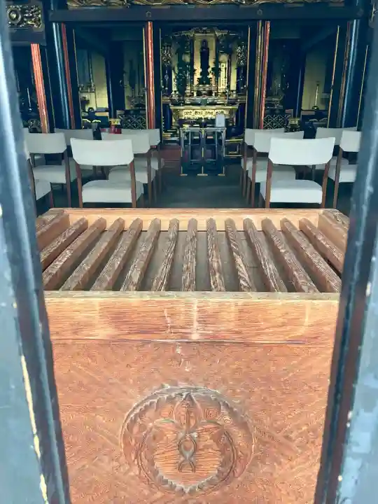 宗善寺の{uncategorized: "未分類", other: "その他", undefined: "問題あり", building: "その他建物", grave: "お墓", sacred_gate: "鳥居", guardian: "狛犬", statue: "像", buddha: "仏像", history: "歴史", nature: "自然", garden: "庭園", animal: "動物", pagoda: "塔", temizu: "手水舎", mountain_gate: "山門・神門", sanctuary: "本殿・本堂", subordinate: "末社・摂社", art: "芸術", scenery: "景色", jizo: "地蔵", ema: "絵馬", goshuin: "御朱印", omikuji: "おみくじ", items: "授与品その他", amulet: "お守り", goshuincho: "御朱印帳", eats: "食事", festival: "お祭り", votive_dance: "神楽", shichigosan: "七五三参", wedding: "結婚式", experience: "体験その他", initially: "初詣", around: "周辺", anti_infection: "感染症対策"}