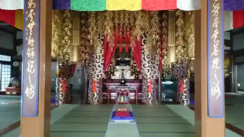 中央寺の本殿