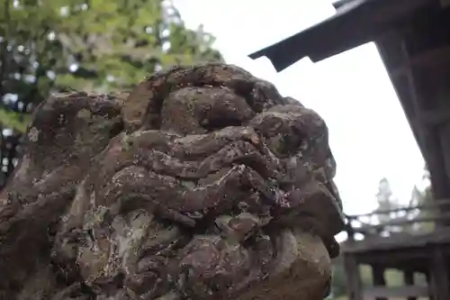 鳥海山大物忌神社蕨岡口ノ宮の狛犬