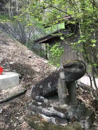 熊野皇大神社の狛犬