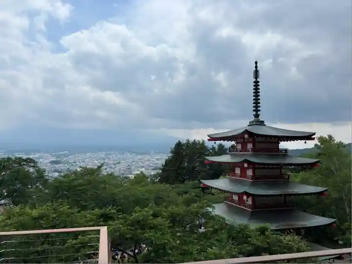 新倉富士浅間神社(山梨県)