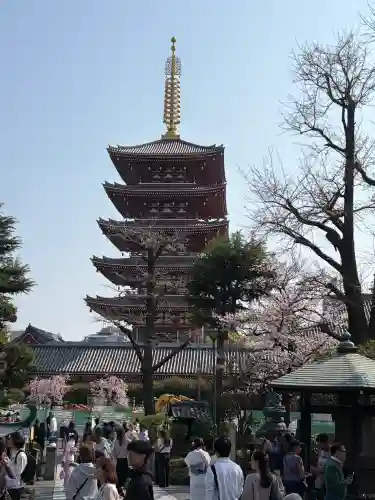 浅草寺の塔