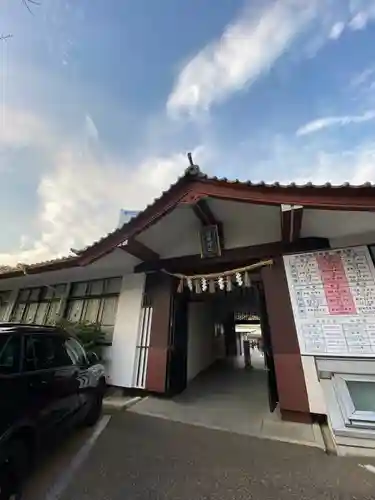 日枝神社の山門