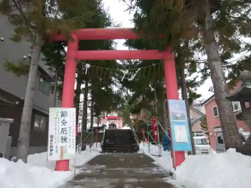 潮見ヶ岡神社の鳥居