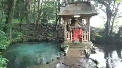 泉神社の末社・摂社