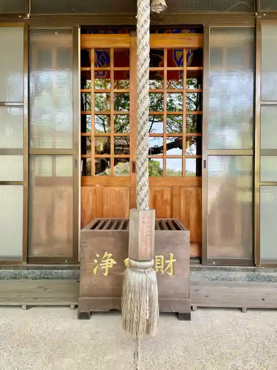 長光寺の{uncategorized: "未分類", other: "その他", undefined: "問題あり", building: "その他建物", grave: "お墓", sacred_gate: "鳥居", guardian: "狛犬", statue: "像", buddha: "仏像", history: "歴史", nature: "自然", garden: "庭園", animal: "動物", pagoda: "塔", temizu: "手水舎", mountain_gate: "山門・神門", sanctuary: "本殿・本堂", subordinate: "末社・摂社", art: "芸術", scenery: "景色", jizo: "地蔵", ema: "絵馬", goshuin: "御朱印", omikuji: "おみくじ", items: "授与品その他", amulet: "お守り", goshuincho: "御朱印帳", eats: "食事", festival: "お祭り", votive_dance: "神楽", shichigosan: "七五三参", wedding: "結婚式", experience: "体験その他", initially: "初詣", around: "周辺", anti_infection: "感染症対策"}