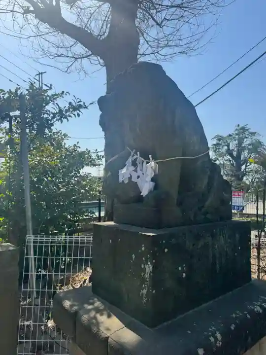 鳩ヶ谷氷川神社の{uncategorized: "未分類", other: "その他", undefined: "問題あり", building: "その他建物", grave: "お墓", sacred_gate: "鳥居", guardian: "狛犬", statue: "像", buddha: "仏像", history: "歴史", nature: "自然", garden: "庭園", animal: "動物", pagoda: "塔", temizu: "手水舎", mountain_gate: "山門・神門", sanctuary: "本殿・本堂", subordinate: "末社・摂社", art: "芸術", scenery: "景色", jizo: "地蔵", ema: "絵馬", goshuin: "御朱印", omikuji: "おみくじ", items: "授与品その他", amulet: "お守り", goshuincho: "御朱印帳", eats: "食事", festival: "お祭り", votive_dance: "神楽", shichigosan: "七五三参", wedding: "結婚式", experience: "体験その他", initially: "初詣", around: "周辺", anti_infection: "感染症対策"}