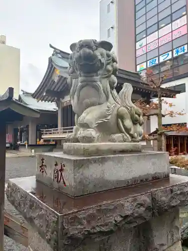 柏神社の{uncategorized: "未分類", other: "その他", undefined: "問題あり", building: "その他建物", grave: "お墓", sacred_gate: "鳥居", guardian: "狛犬", statue: "像", buddha: "仏像", history: "歴史", nature: "自然", garden: "庭園", animal: "動物", pagoda: "塔", temizu: "手水舎", mountain_gate: "山門・神門", sanctuary: "本殿・本堂", subordinate: "末社・摂社", art: "芸術", scenery: "景色", jizo: "地蔵", ema: "絵馬", goshuin: "御朱印", omikuji: "おみくじ", items: "授与品その他", amulet: "お守り", goshuincho: "御朱印帳", eats: "食事", festival: "お祭り", votive_dance: "神楽", shichigosan: "七五三参", wedding: "結婚式", experience: "体験その他", initially: "初詣", around: "周辺", anti_infection: "感染症対策"}