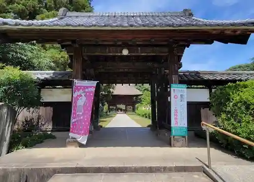 茂林寺の山門