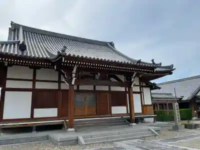 洞泉寺の{uncategorized: "未分類", other: "その他", undefined: "問題あり", building: "その他建物", grave: "お墓", sacred_gate: "鳥居", guardian: "狛犬", statue: "像", buddha: "仏像", history: "歴史", nature: "自然", garden: "庭園", animal: "動物", pagoda: "塔", temizu: "手水舎", mountain_gate: "山門・神門", sanctuary: "本殿・本堂", subordinate: "末社・摂社", art: "芸術", scenery: "景色", jizo: "地蔵", ema: "絵馬", goshuin: "御朱印", omikuji: "おみくじ", items: "授与品その他", amulet: "お守り", goshuincho: "御朱印帳", eats: "食事", festival: "お祭り", votive_dance: "神楽", shichigosan: "七五三参", wedding: "結婚式", experience: "体験その他", initially: "初詣", around: "周辺", anti_infection: "感染症対策"}