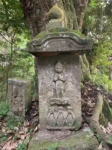 嚴嶋神社の塔