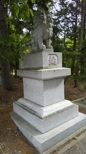 岩見澤神社の狛犬