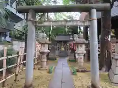 高円寺氷川神社の鳥居