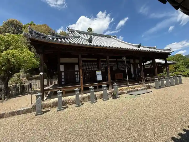叡福寺の{uncategorized: "未分類", other: "その他", undefined: "問題あり", building: "その他建物", grave: "お墓", sacred_gate: "鳥居", guardian: "狛犬", statue: "像", buddha: "仏像", history: "歴史", nature: "自然", garden: "庭園", animal: "動物", pagoda: "塔", temizu: "手水舎", mountain_gate: "山門・神門", sanctuary: "本殿・本堂", subordinate: "末社・摂社", art: "芸術", scenery: "景色", jizo: "地蔵", ema: "絵馬", goshuin: "御朱印", omikuji: "おみくじ", items: "授与品その他", amulet: "お守り", goshuincho: "御朱印帳", eats: "食事", festival: "お祭り", votive_dance: "神楽", shichigosan: "七五三参", wedding: "結婚式", experience: "体験その他", initially: "初詣", around: "周辺", anti_infection: "感染症対策"}