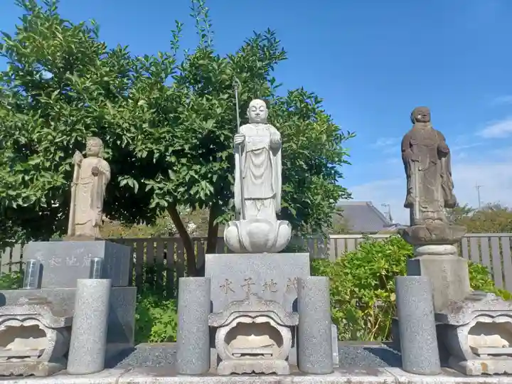 壹鑑寺の地蔵