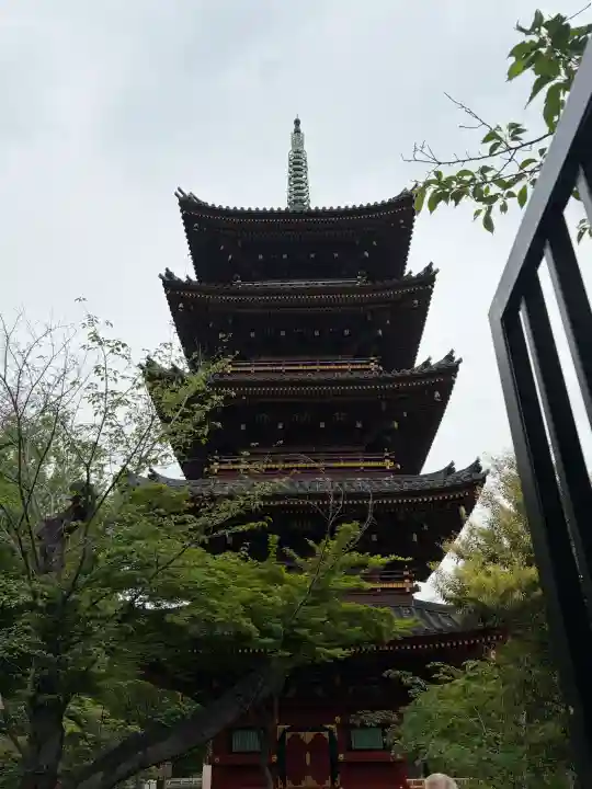 上野東照宮の{uncategorized: "未分類", other: "その他", undefined: "問題あり", building: "その他建物", grave: "お墓", sacred_gate: "鳥居", guardian: "狛犬", statue: "像", buddha: "仏像", history: "歴史", nature: "自然", garden: "庭園", animal: "動物", pagoda: "塔", temizu: "手水舎", mountain_gate: "山門・神門", sanctuary: "本殿・本堂", subordinate: "末社・摂社", art: "芸術", scenery: "景色", jizo: "地蔵", ema: "絵馬", goshuin: "御朱印", omikuji: "おみくじ", items: "授与品その他", amulet: "お守り", goshuincho: "御朱印帳", eats: "食事", festival: "お祭り", votive_dance: "神楽", shichigosan: "七五三参", wedding: "結婚式", experience: "体験その他", initially: "初詣", around: "周辺", anti_infection: "感染症対策"}