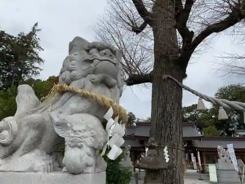 亀ケ池八幡宮の狛犬