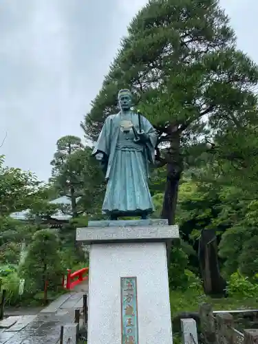 高幡不動尊　金剛寺の像